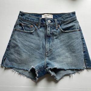 Abercrombie + Fitch mom jean shorts